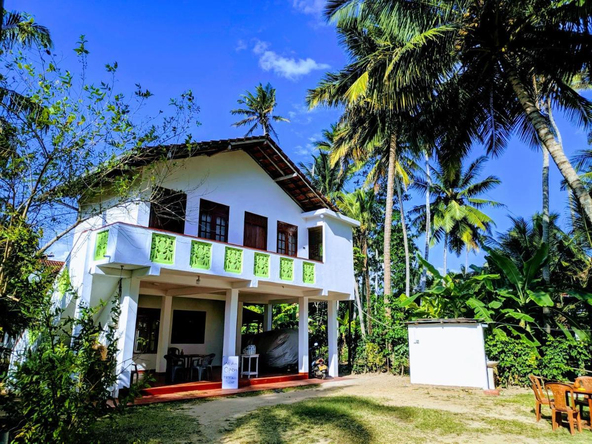 Tropical Point Inn 마타라 외부 사진